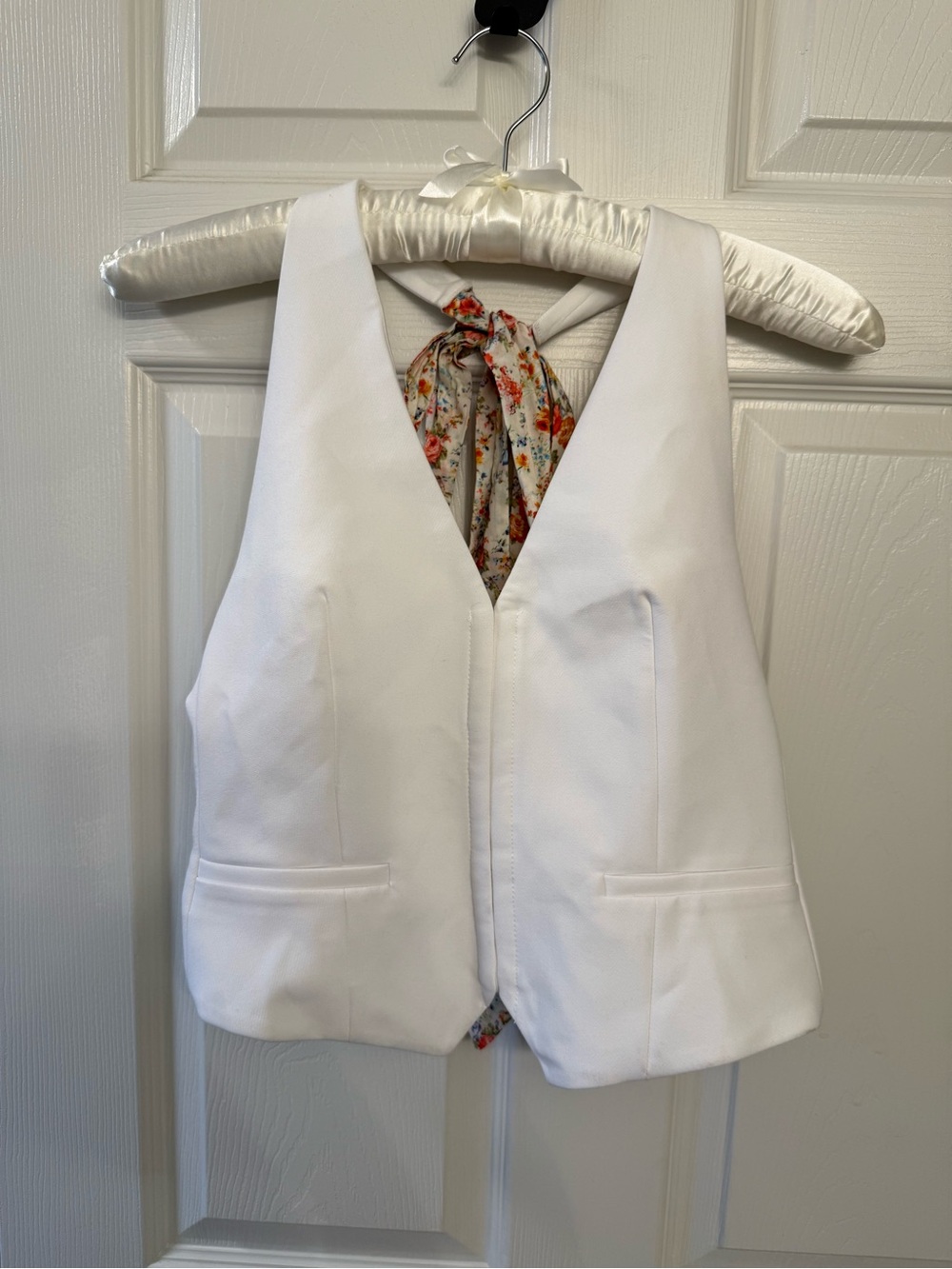 Zara White Snap-front Halter top with Floral Tie-Back